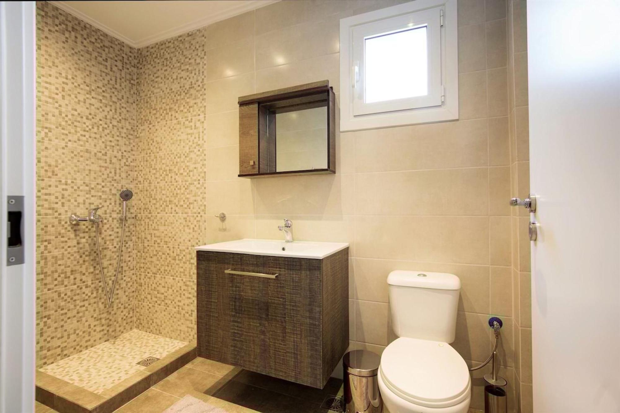 Peaceful Renovated Apartment Near Lycabettus Hill Athena Bagian luar foto